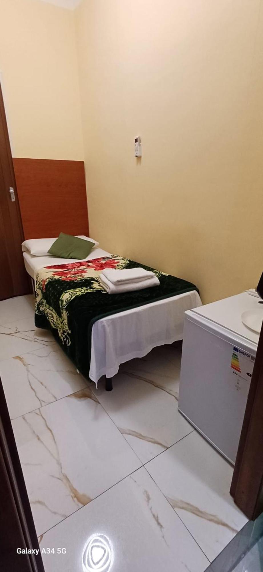 Bed and Breakfast Termini Gioberti Рим Екстер'єр фото