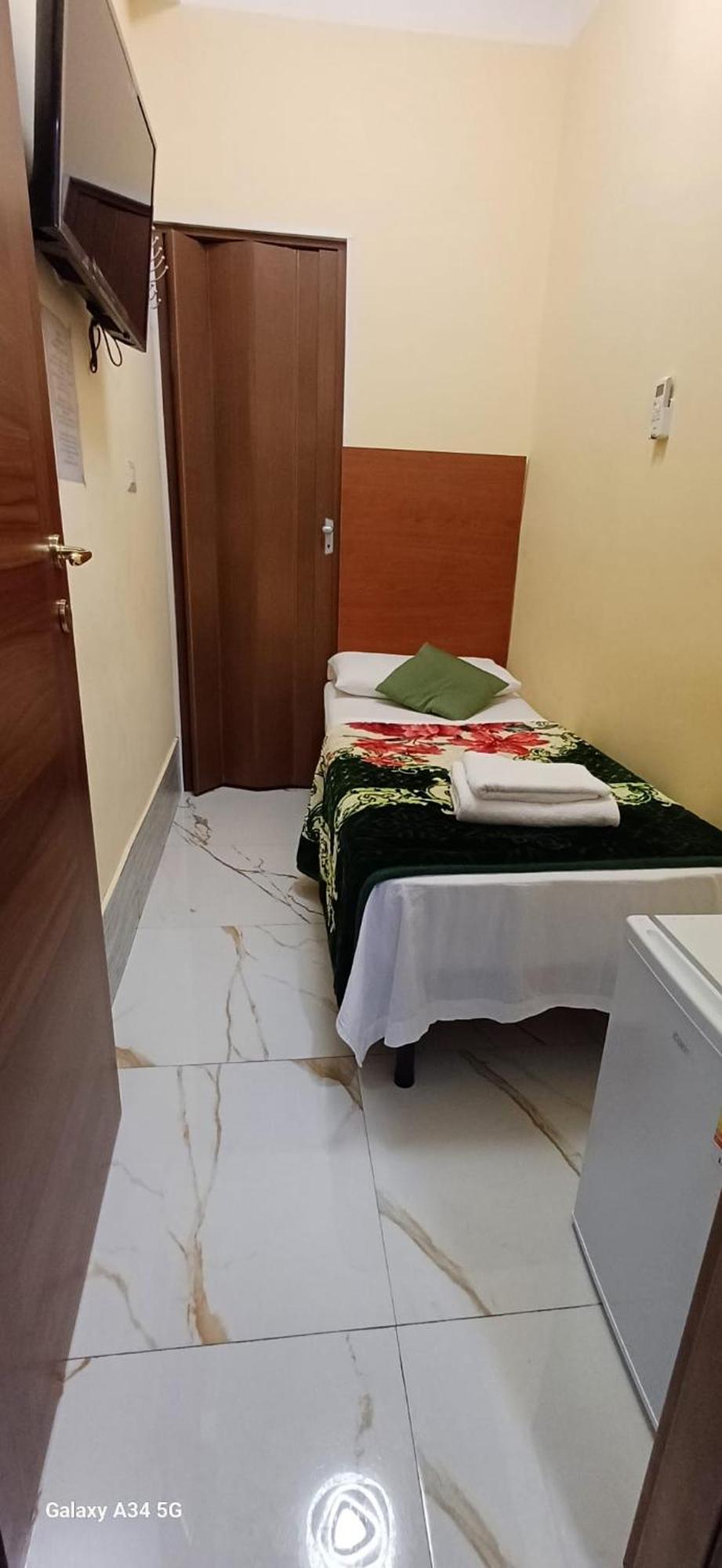 Bed and Breakfast Termini Gioberti Рим Екстер'єр фото