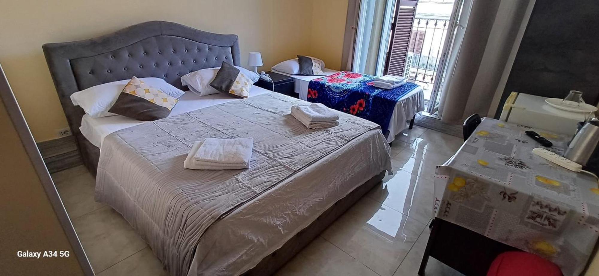 Bed and Breakfast Termini Gioberti Рим Екстер'єр фото